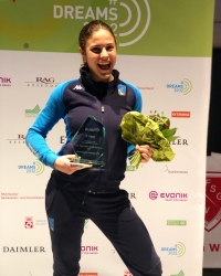A Bochum doppia medaglia nel fioretto per Serena Rossini, bronzo individuale e oro a squadre. A Varsavia oro a squadre per Samele e Berrè nella sciabola.