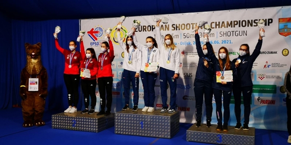 Campionati Europei di Tiro a Segno: Sofia Benetti conquista la medaglia d’oro a squadre junior.